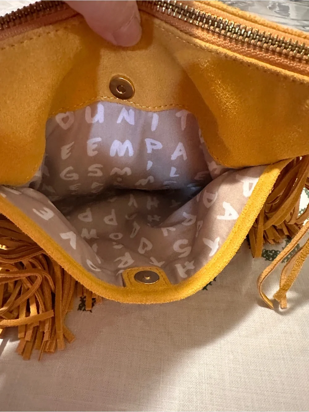 Aimee Kestenberg Kane Convertible shoulder Bag in Sunshine Fringe Suede Boho GUC